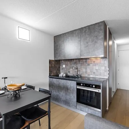 Avec Balcon & Vue Degagee, Centre