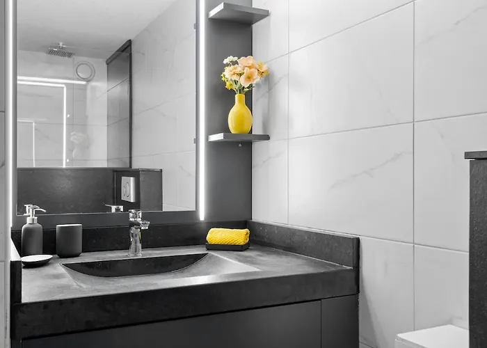 Avec Balcon & Vue Degagee, Centre