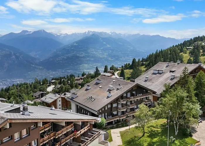 아파트 Avec Balcon & Vue Degagee, Centre *