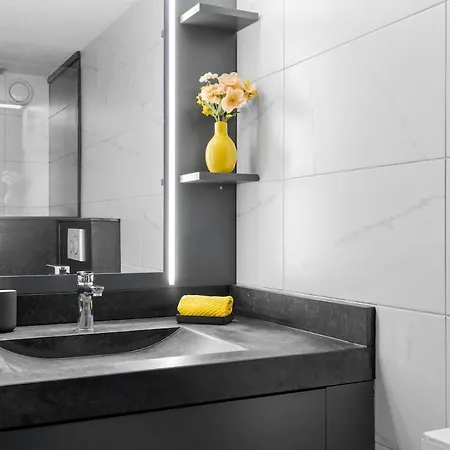 Avec Balcon & Vue Degagee, Centre